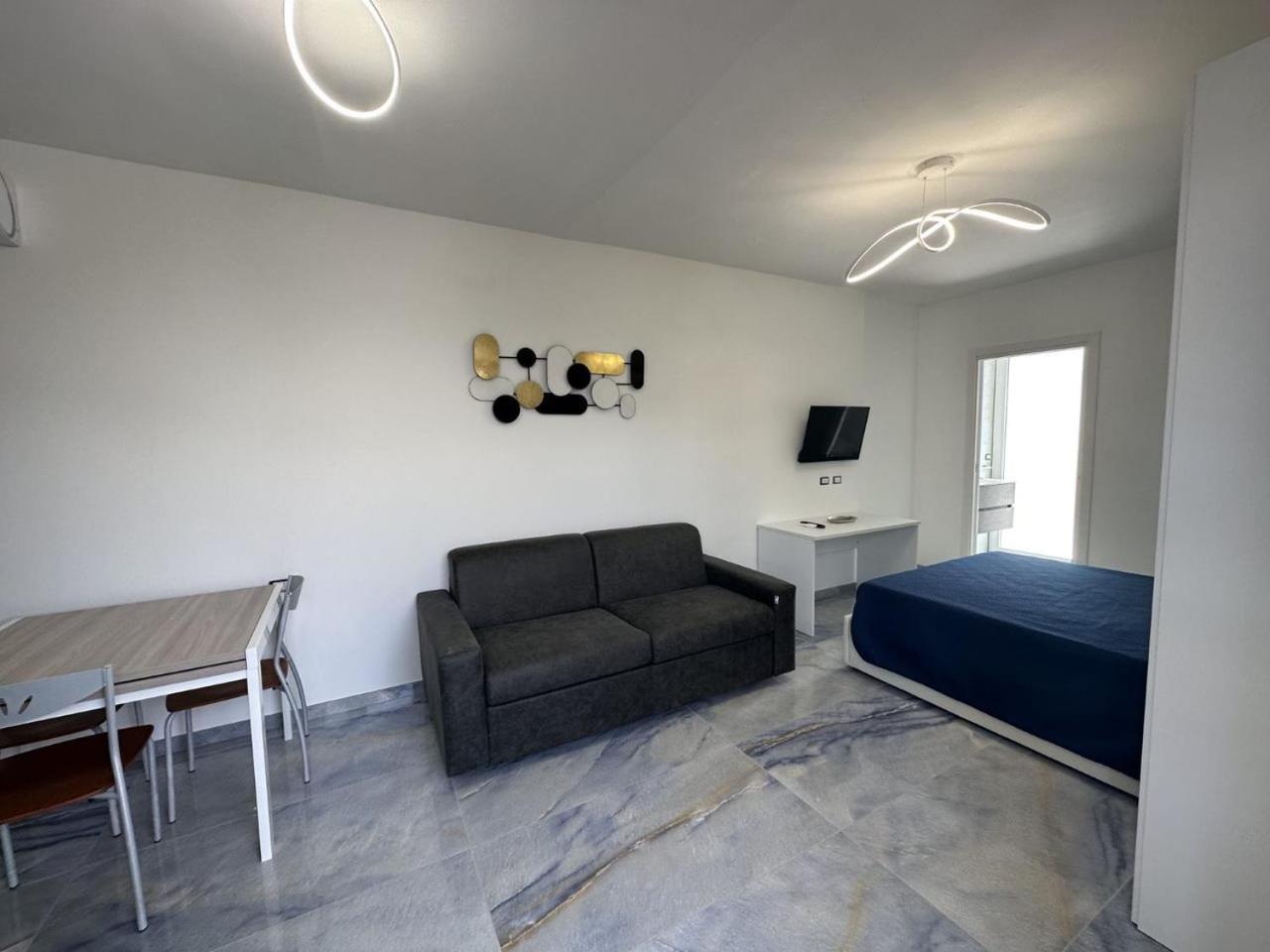 Infinity Residence Con Parcheggio Porto Cesareo Exterior foto