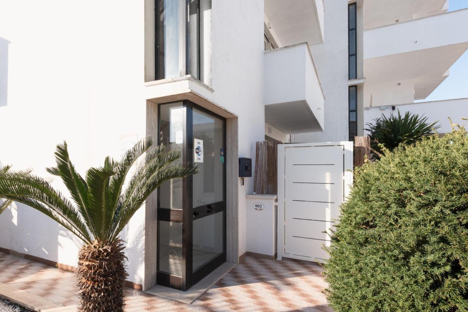 Infinity Residence Con Parcheggio Porto Cesareo Exterior foto