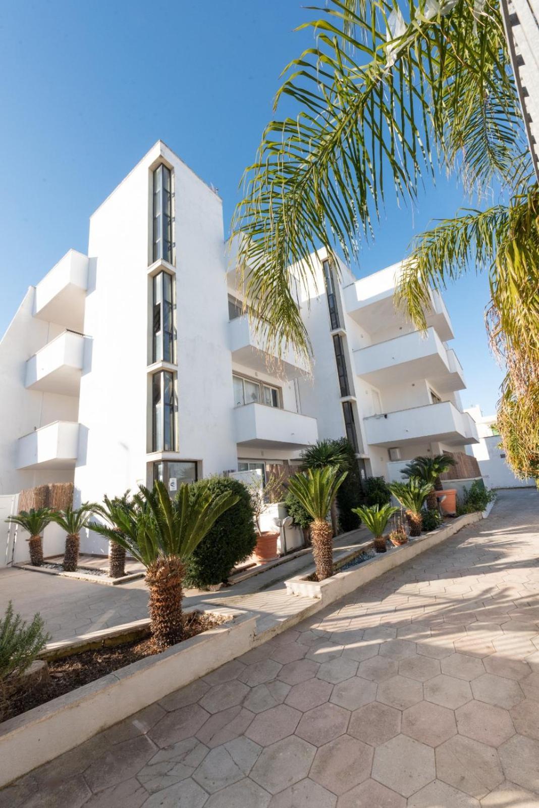 Infinity Residence Con Parcheggio Porto Cesareo Exterior foto